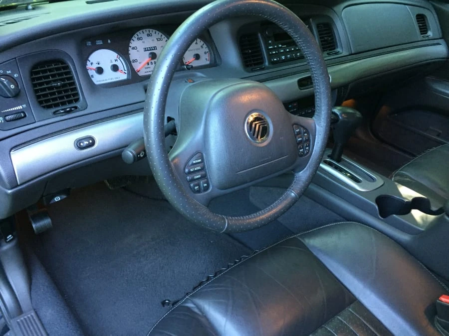 2003 Mercury Marauder - Image 3 of 11