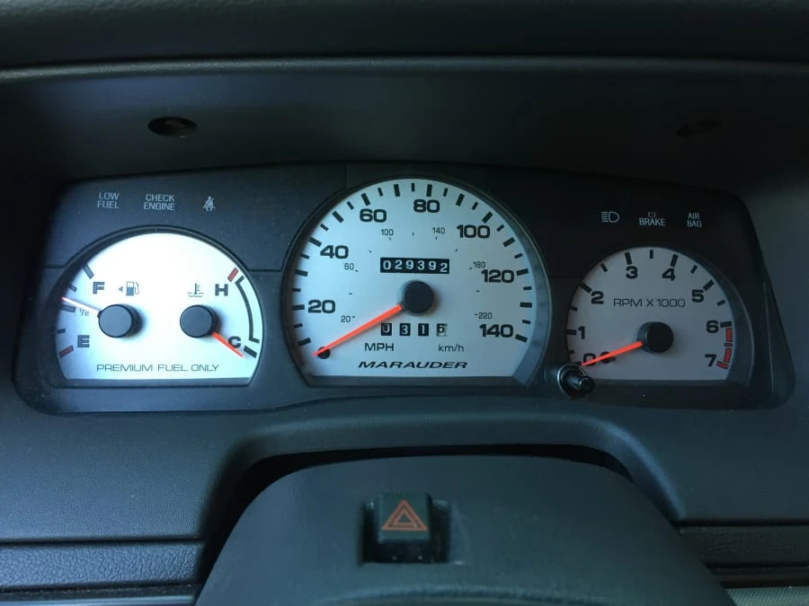 2003 Mercury Marauder - Image 5 of 11