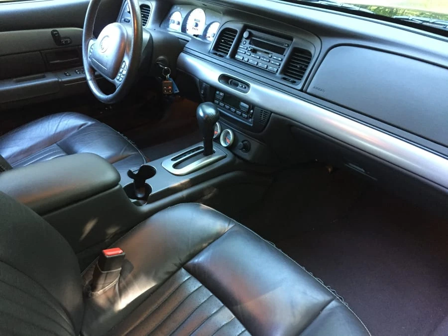 2003 Mercury Marauder - Image 4 of 11