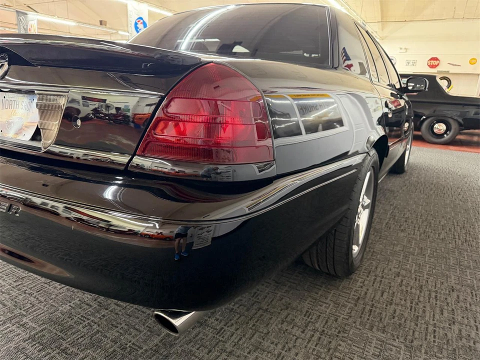 2003 Mercury Marauder - Image 27 of 31