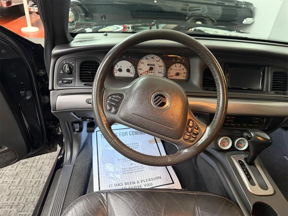 2003 Mercury Marauder - Image 30 of 31
