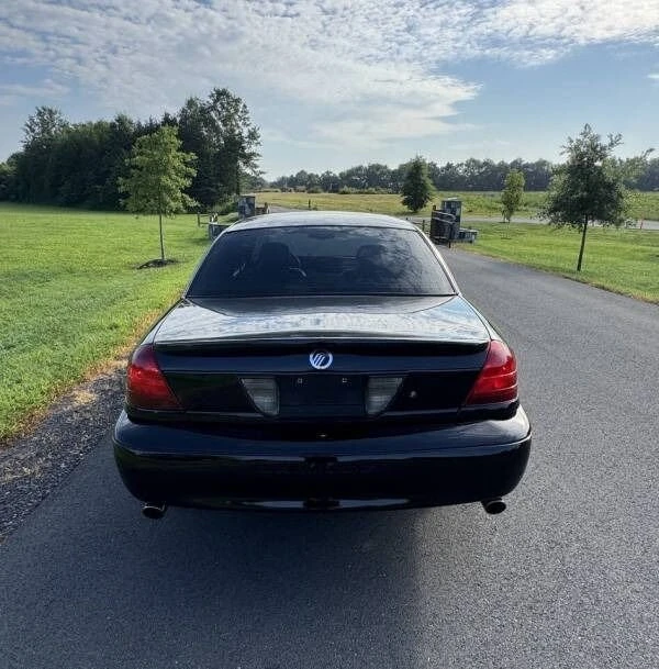 2003 Mercury Marauder - Image 5 of 28