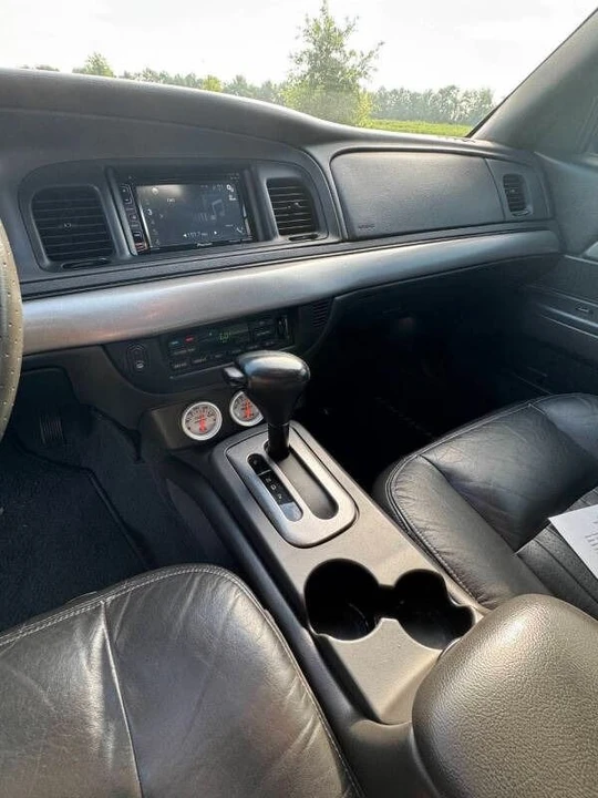 2003 Mercury Marauder - Image 13 of 28