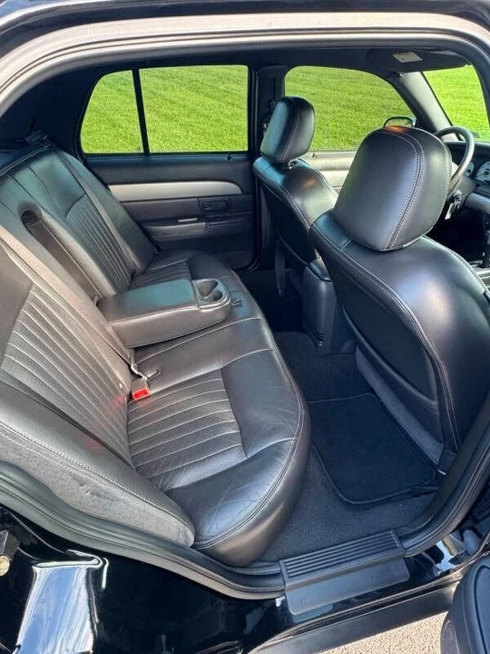 2003 Mercury Marauder - Image 18 of 28