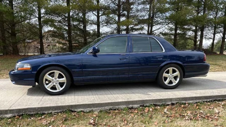 2003 Mercury Marauder - Image 2 of 14