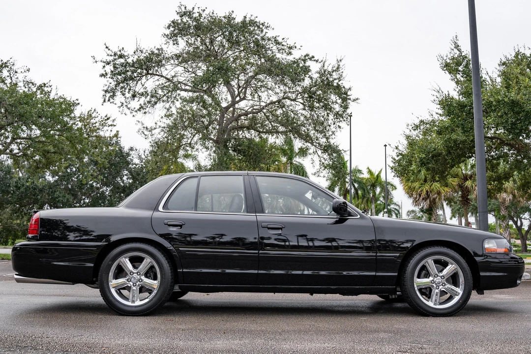 2003 Mercury Marauder - Image 3 of 31