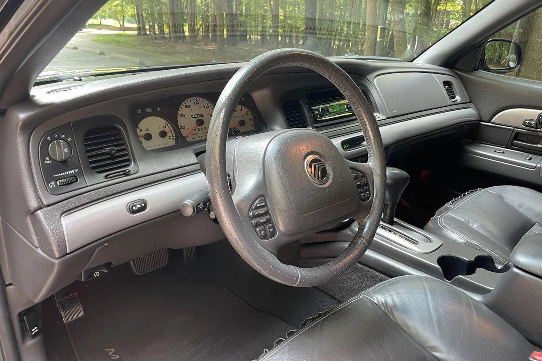 2003 Mercury Marauder - Image 13 of 16