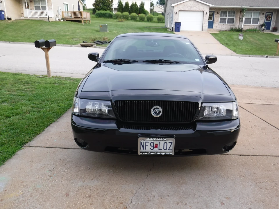 2003 Mercury Marauder - Image 2 of 31