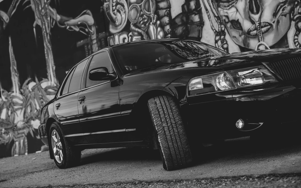 2003 Mercury Marauder - Image 23 of 31