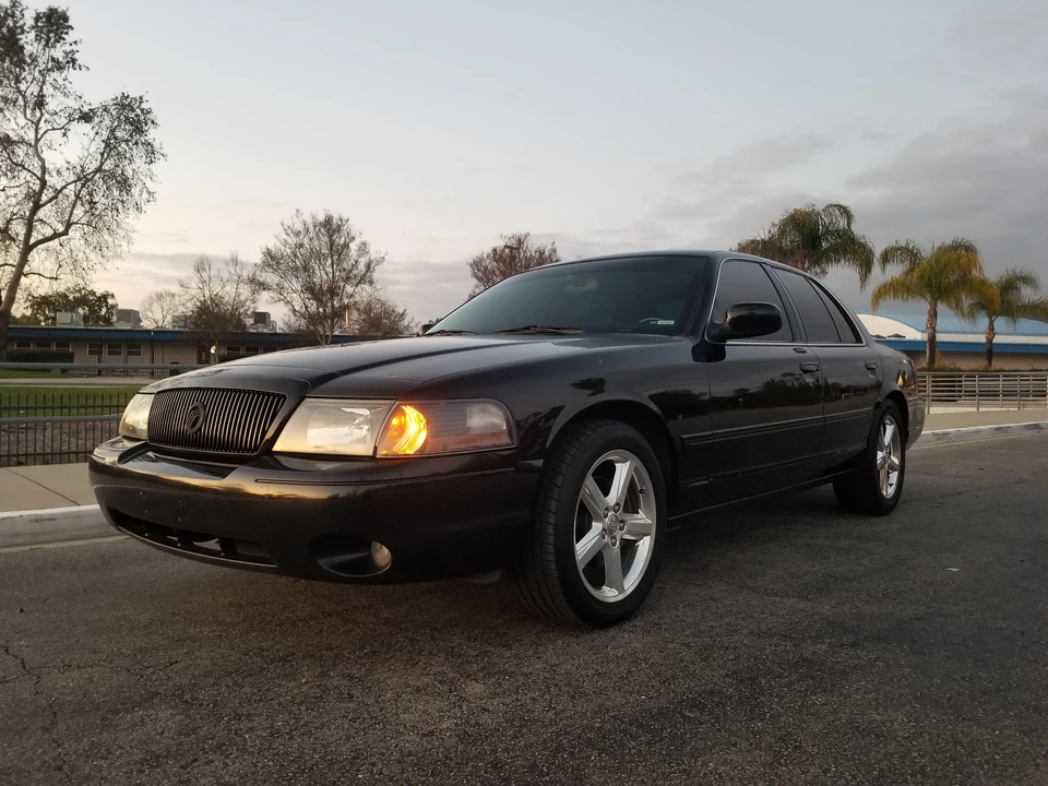 2003 Mercury Marauder - Image 7 of 31