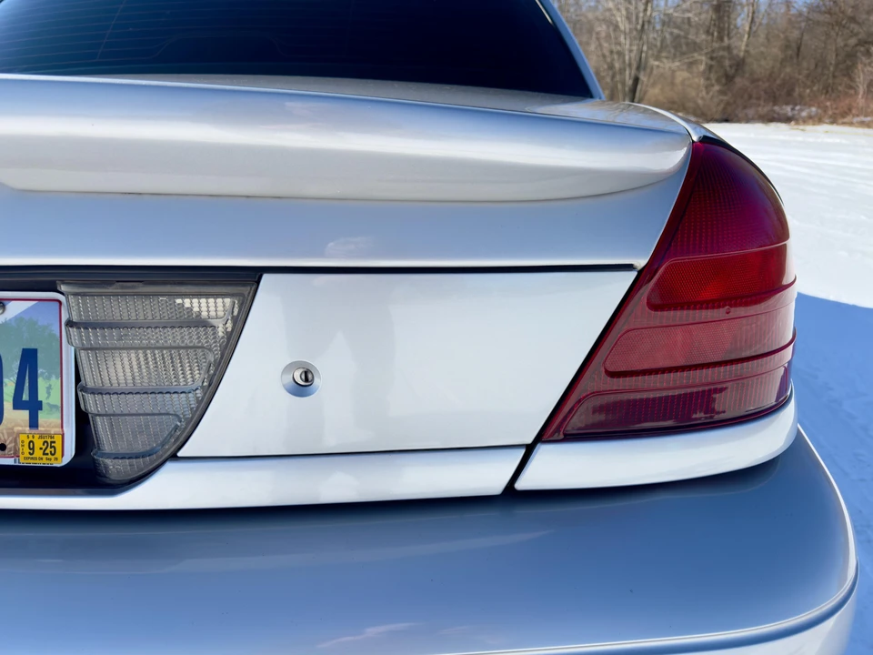 2003 Mercury Marauder - Image 25 of 31