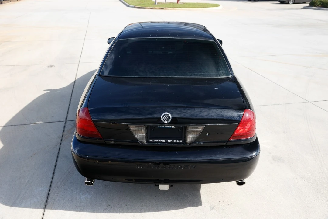 2003 Mercury Marauder - Image 9 of 12