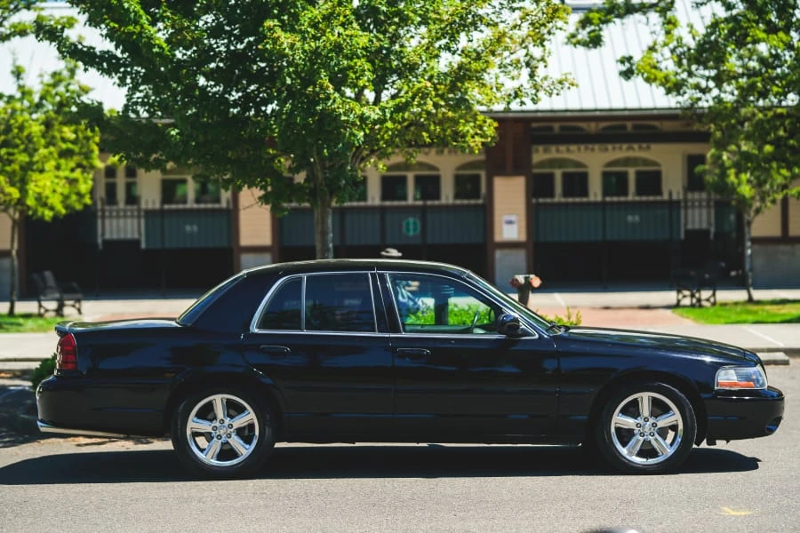 2003 Mercury Marauder - Image 10 of 31