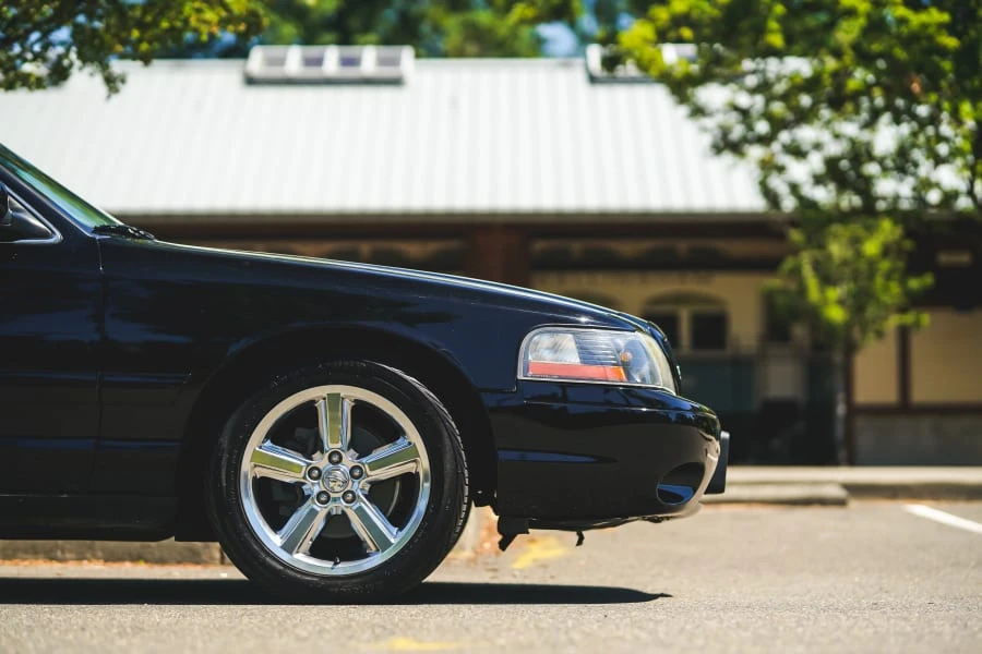 2003 Mercury Marauder - Image 11 of 31