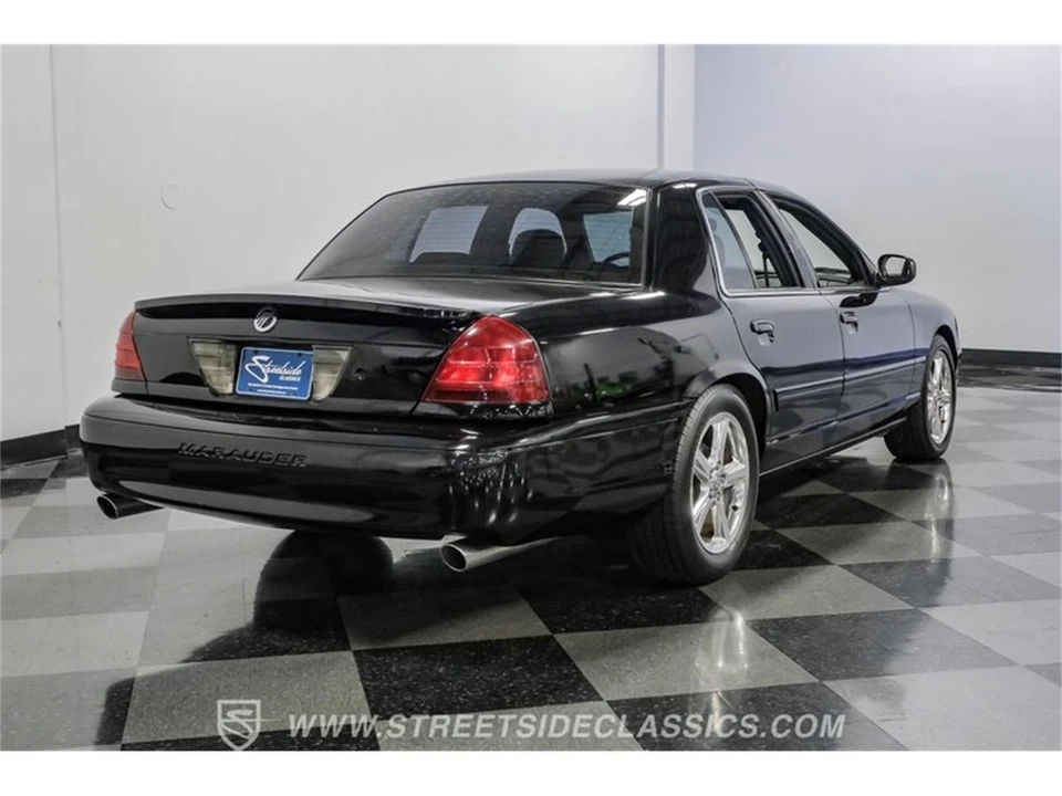 2003 Mercury Marauder - Image 25 of 31