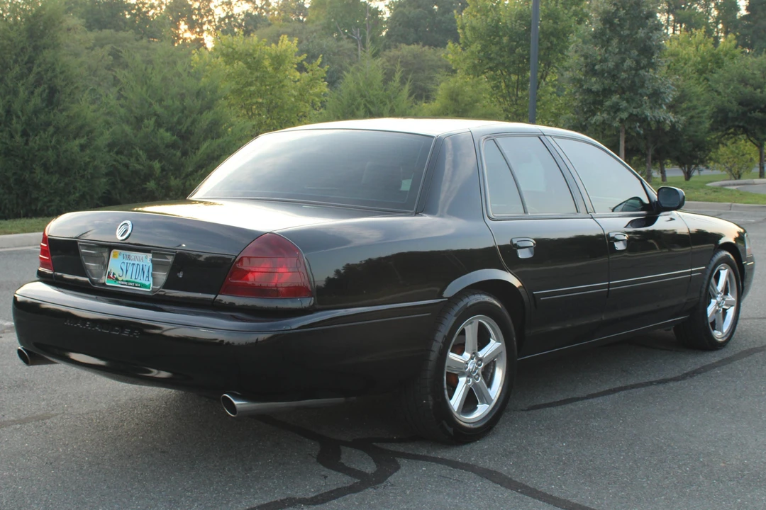 2003 Mercury Marauder - Image 5 of 9