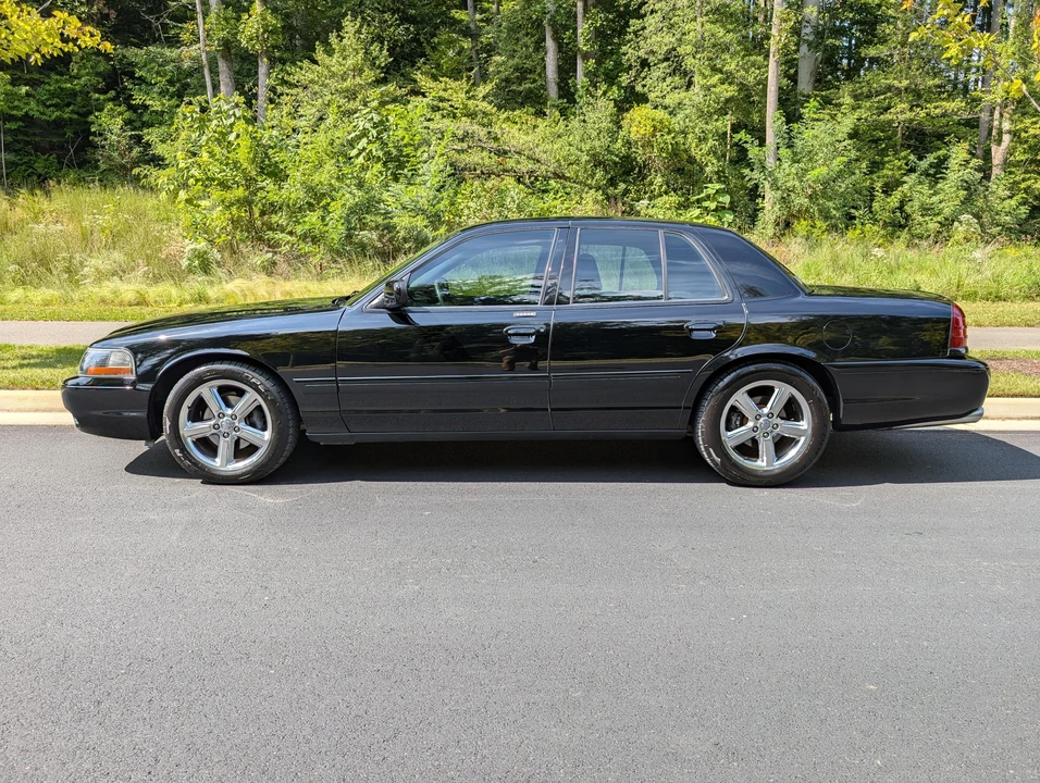 2003 Mercury Marauder - Image 7 of 9