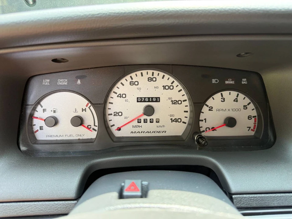 2003 Mercury Marauder - Image 29 of 31