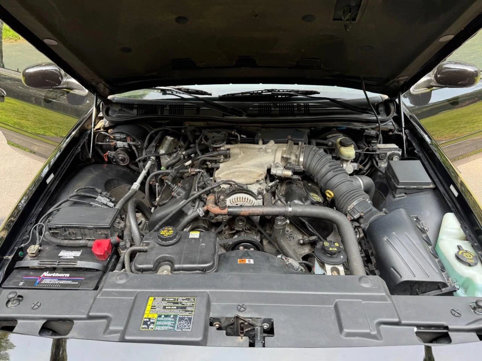 2003 Mercury Marauder - Image 5 of 31