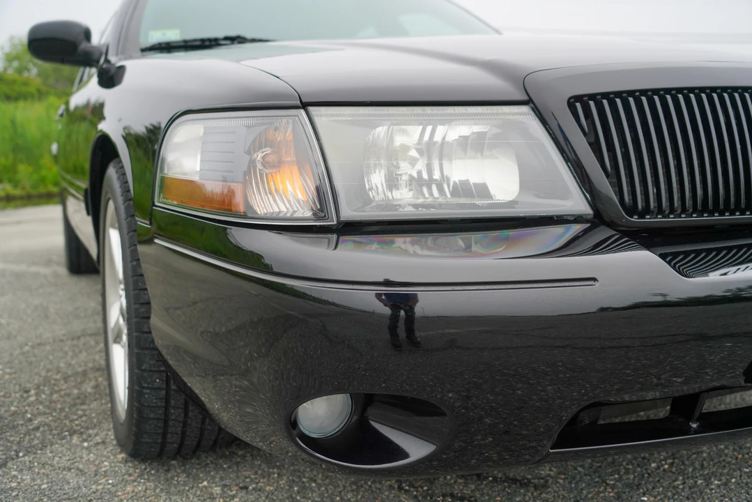 2003 Mercury Marauder - Image 10 of 31