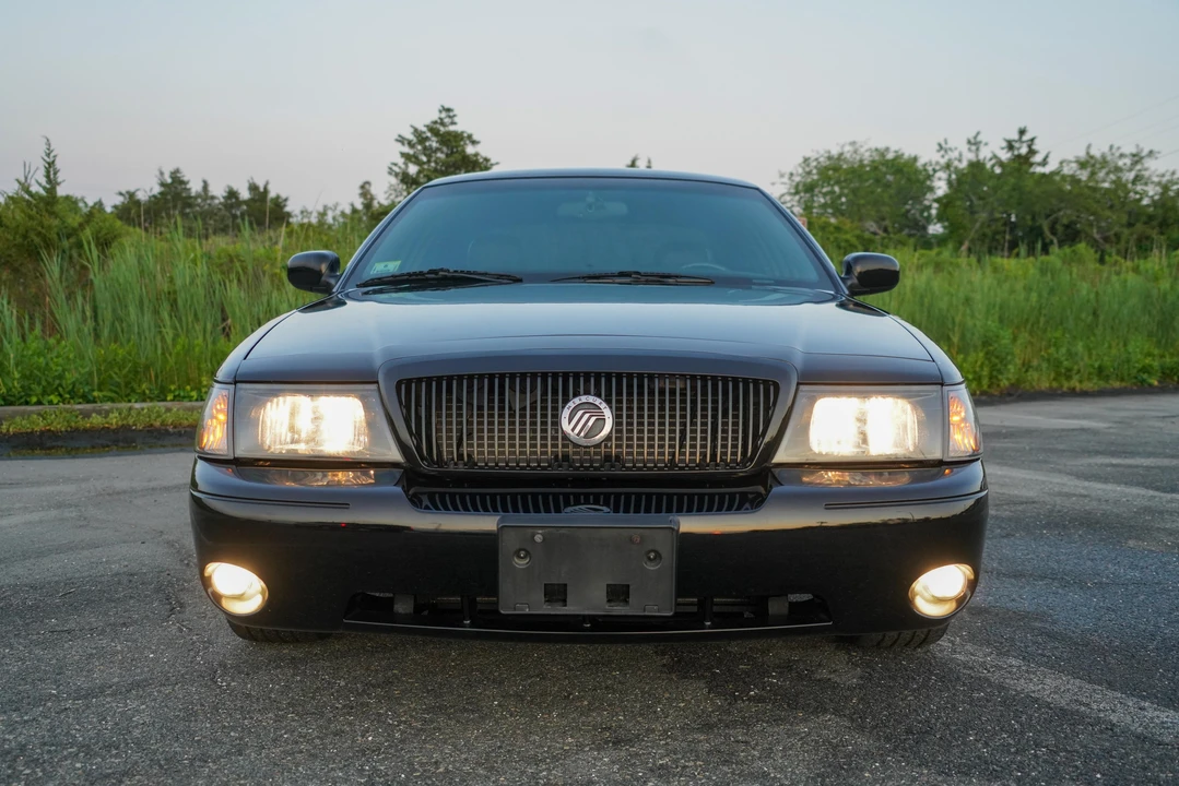 2003 Mercury Marauder - Image 6 of 31