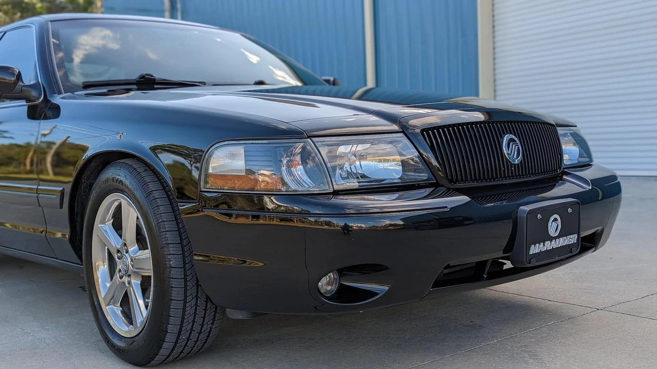 2003 Mercury Marauder - Image 7 of 10