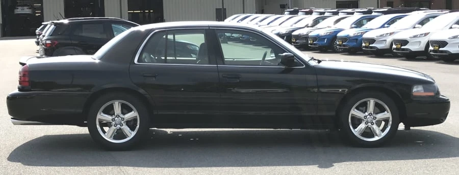 2003 Mercury Marauder - Image 10 of 12