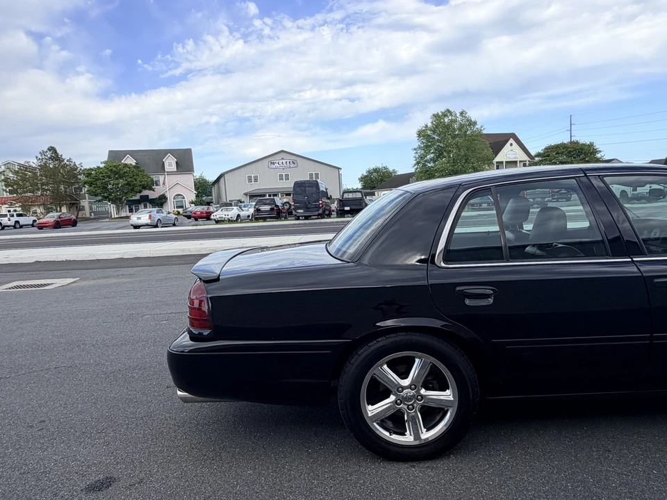 2003 Mercury Marauder - Image 30 of 31