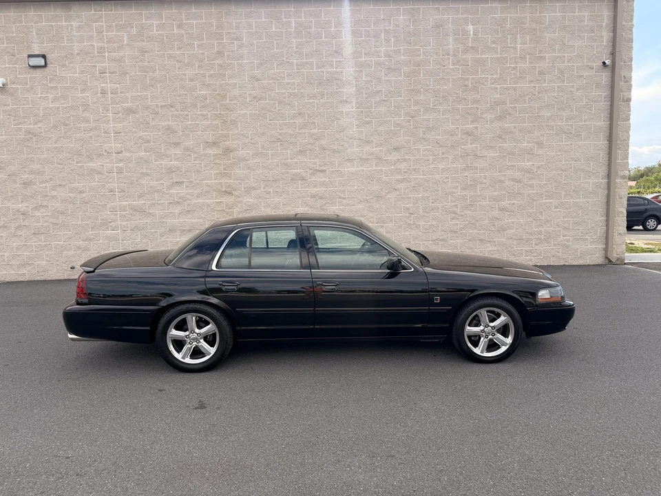 2003 Mercury Marauder - Image 12 of 31