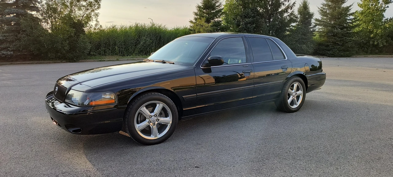 2003 Mercury Marauder - Image 11 of 31