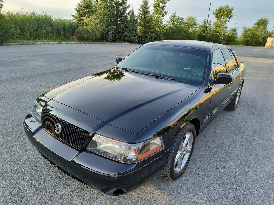 2003 Mercury Marauder - Image 9 of 31