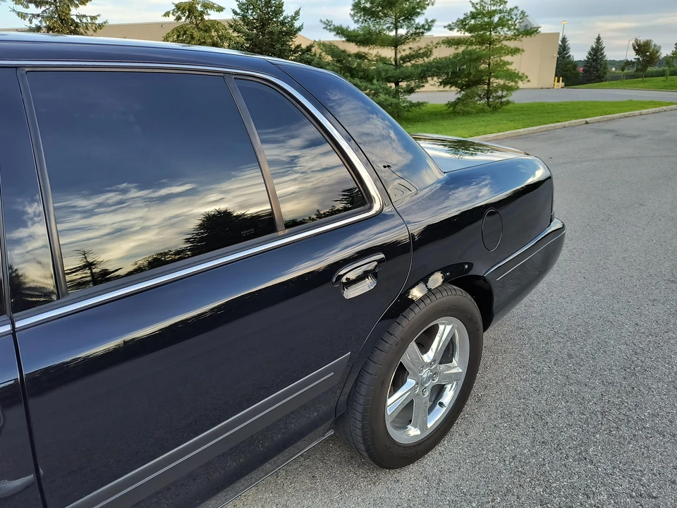 2003 Mercury Marauder - Image 31 of 31