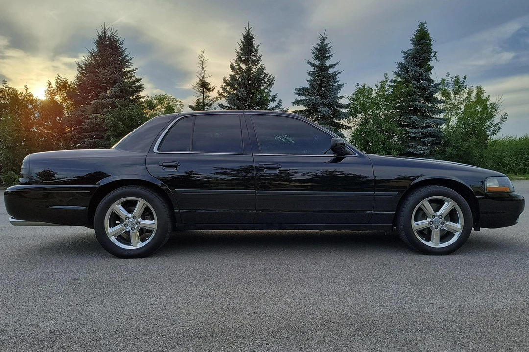 2003 Mercury Marauder - Image 3 of 31