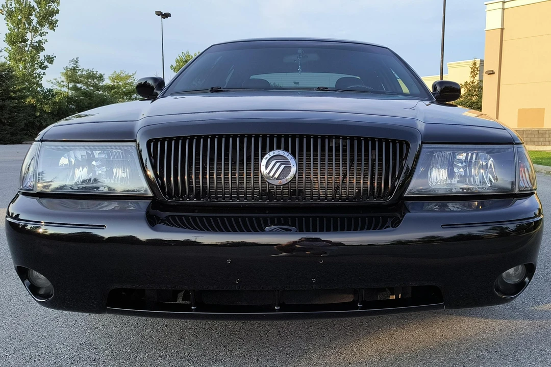 2003 Mercury Marauder - Image 2 of 31