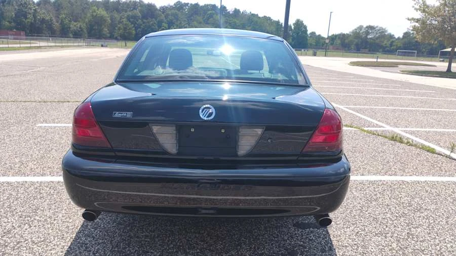 2003 Mercury Marauder - Image 5 of 28