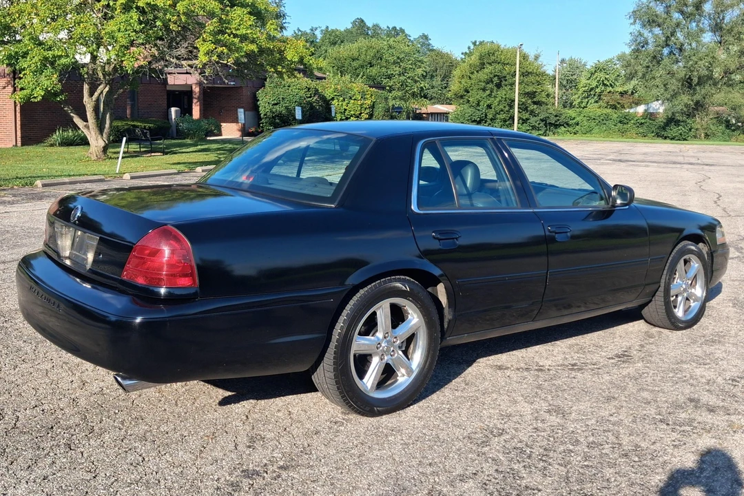 2003 Mercury Marauder - Image 4 of 31