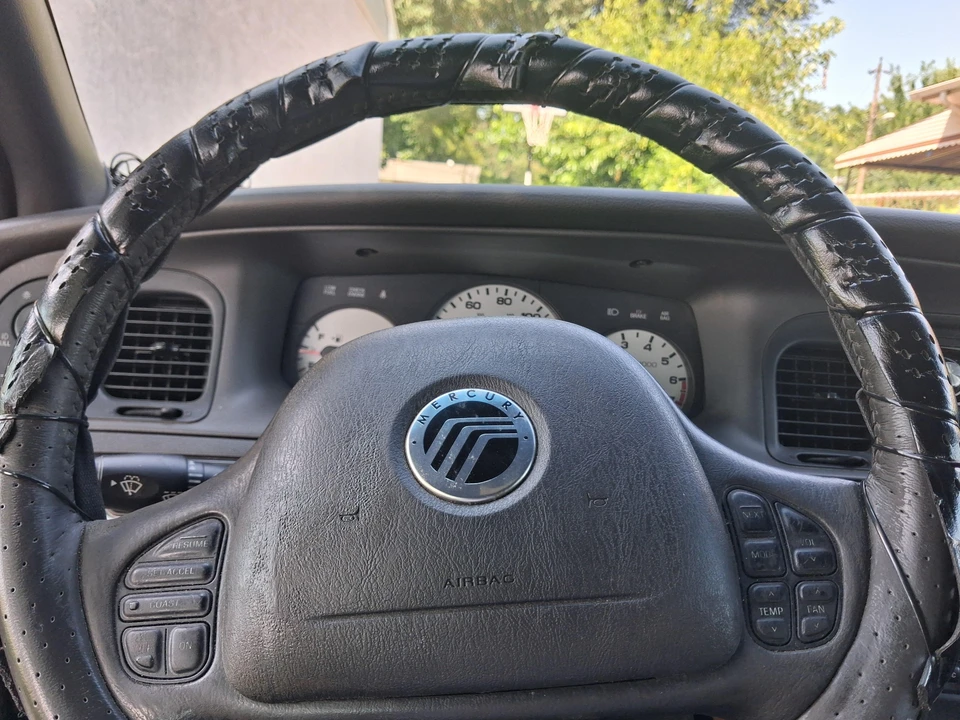 2003 Mercury Marauder - Image 31 of 31