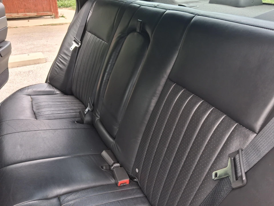 2003 Mercury Marauder - Image 28 of 31