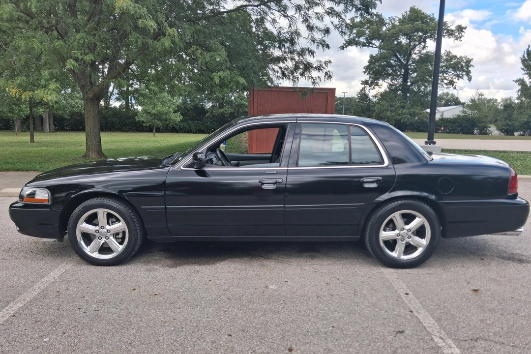 2003 Mercury Marauder - Image 3 of 31