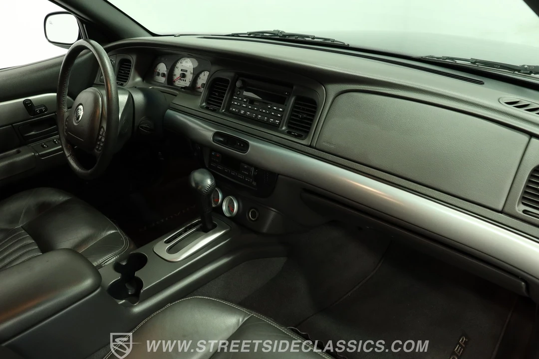 2003 Mercury Marauder - Image 29 of 31