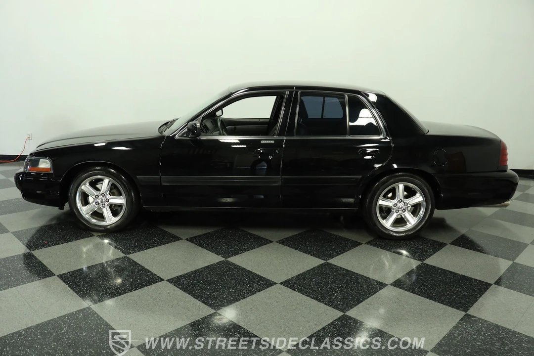 2003 Mercury Marauder - Image 2 of 31