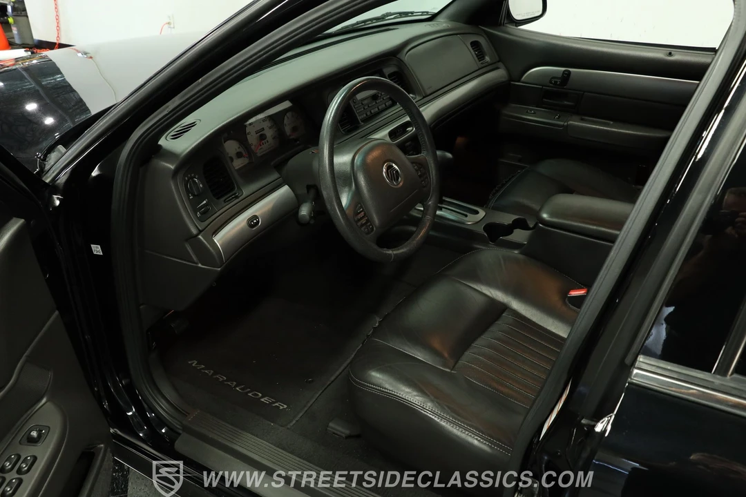 2003 Mercury Marauder - Image 4 of 31