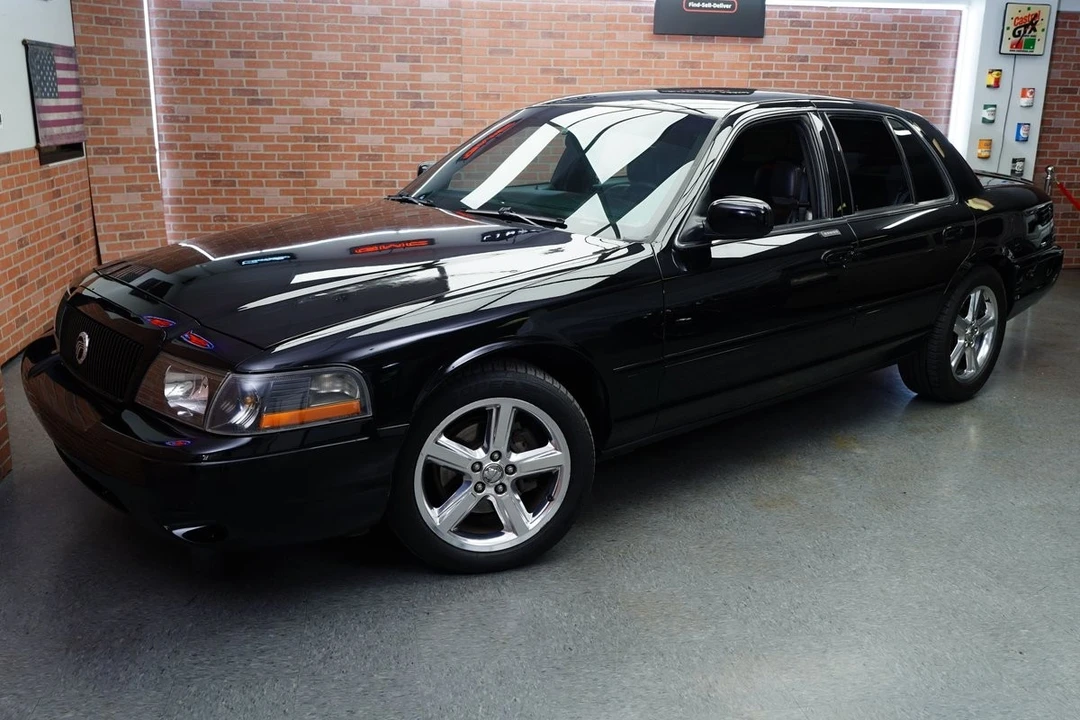 2003 Mercury Marauder - Image 7 of 12