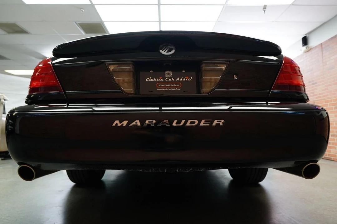 2003 Mercury Marauder - Image 5 of 12