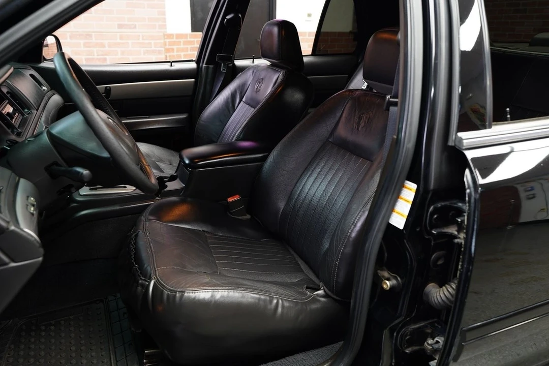 2003 Mercury Marauder - Image 4 of 12