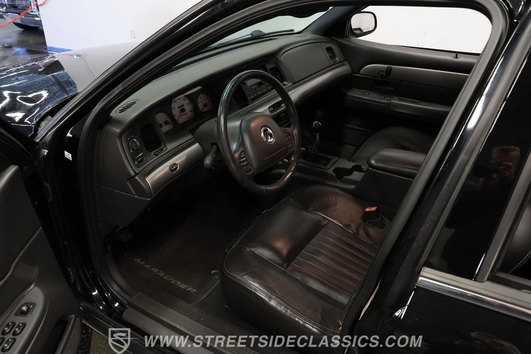 2003 Mercury Marauder - Image 5 of 12