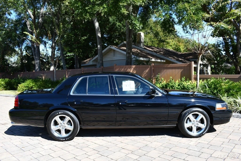 2003 Mercury Marauder - Image 8 of 21