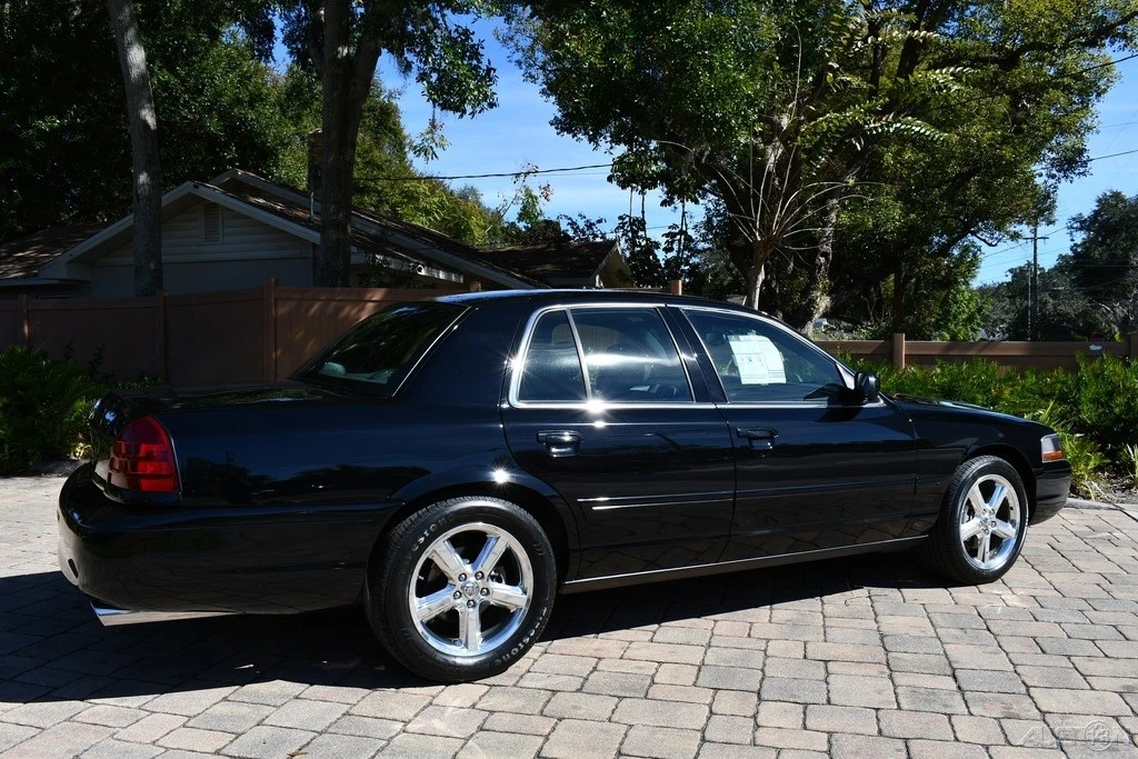 2003 Mercury Marauder - Image 3 of 24
