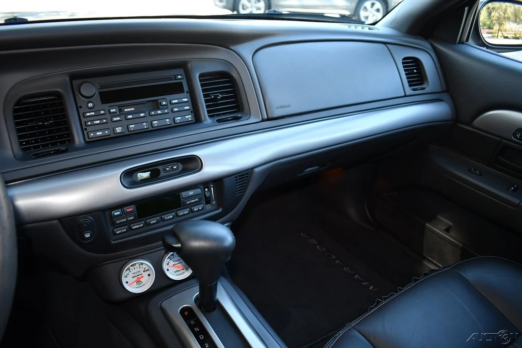 2003 Mercury Marauder - Image 14 of 21