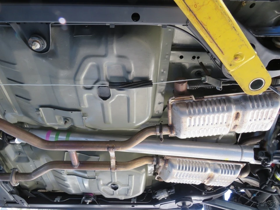 2003 Mercury Marauder - Image 22 of 24
